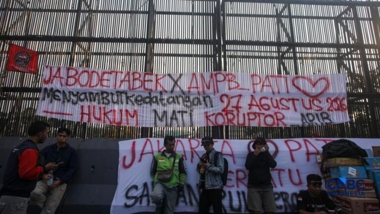 Menko Polkam: Demo Gedung DPR Hari Ini Dikawal, Massa Dilindungi