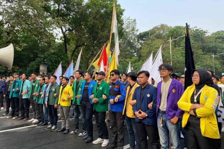 Pendidikan Gratis Jadi Aspirasi Bersama, Demo BEM SI Harus Tetap Damai